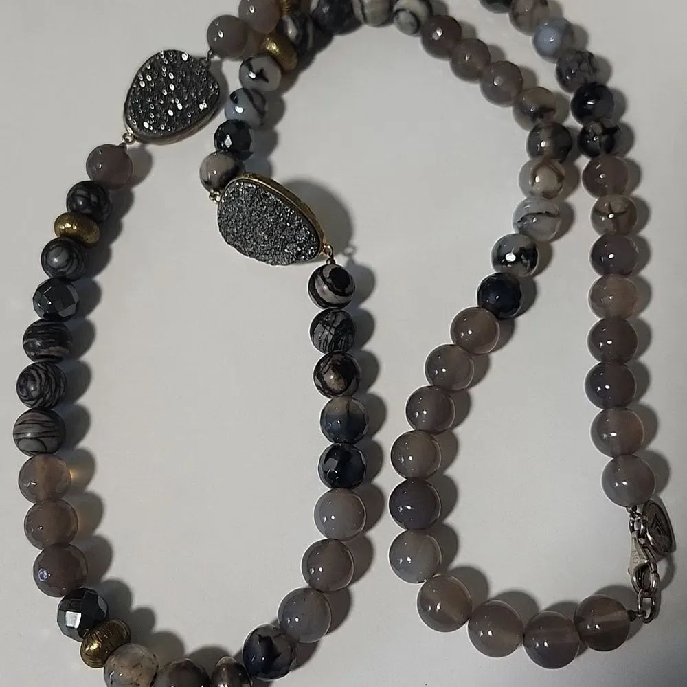 SILPADA 'ODE TO GEODE' NATURAL AGATE, DRUZY & HEMATITE NECKLACE IN 925 32"